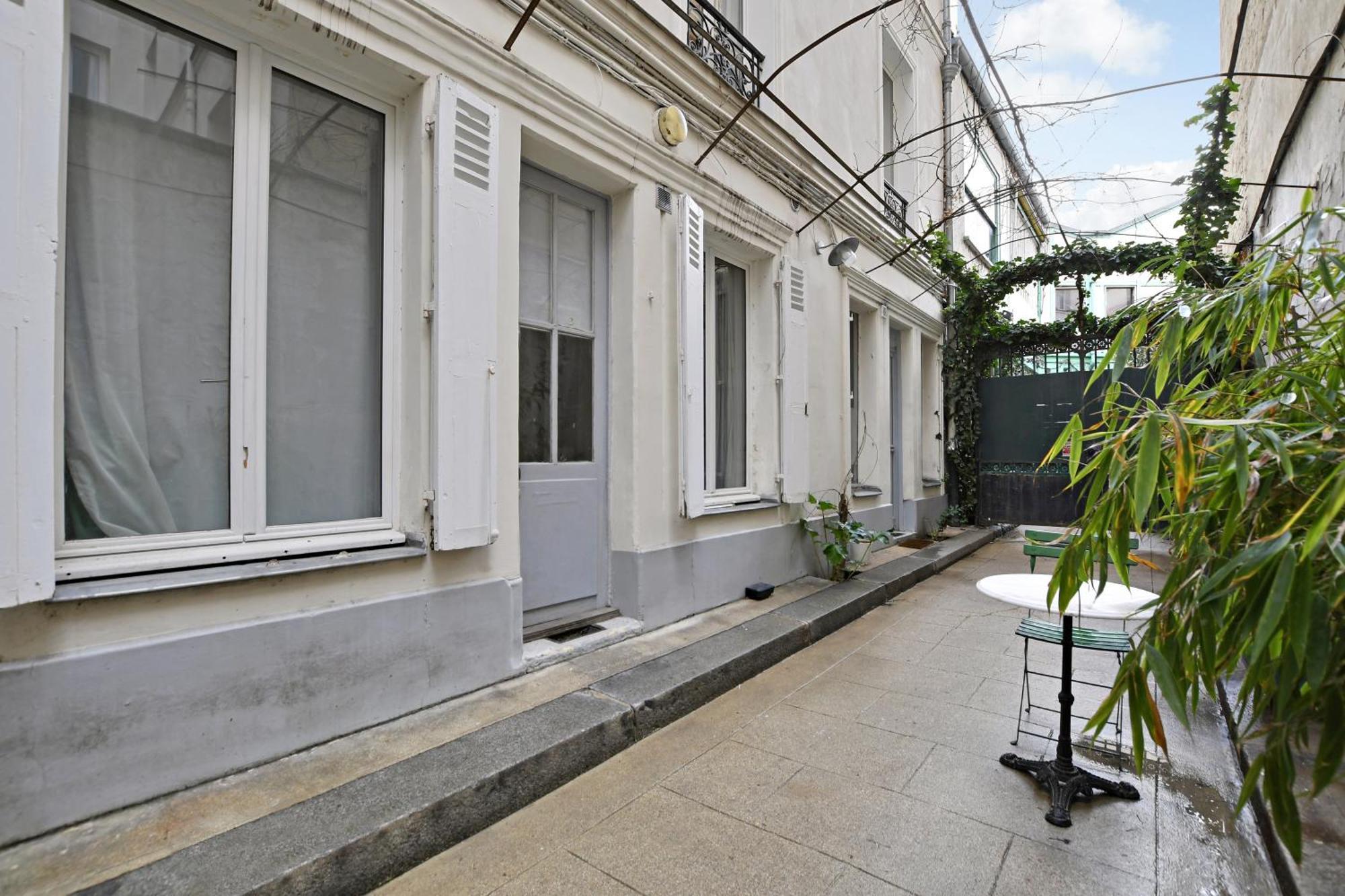 A Sweet Studio In Montparnasse - Boulevard Du Montparnasse Париж Екстер'єр фото