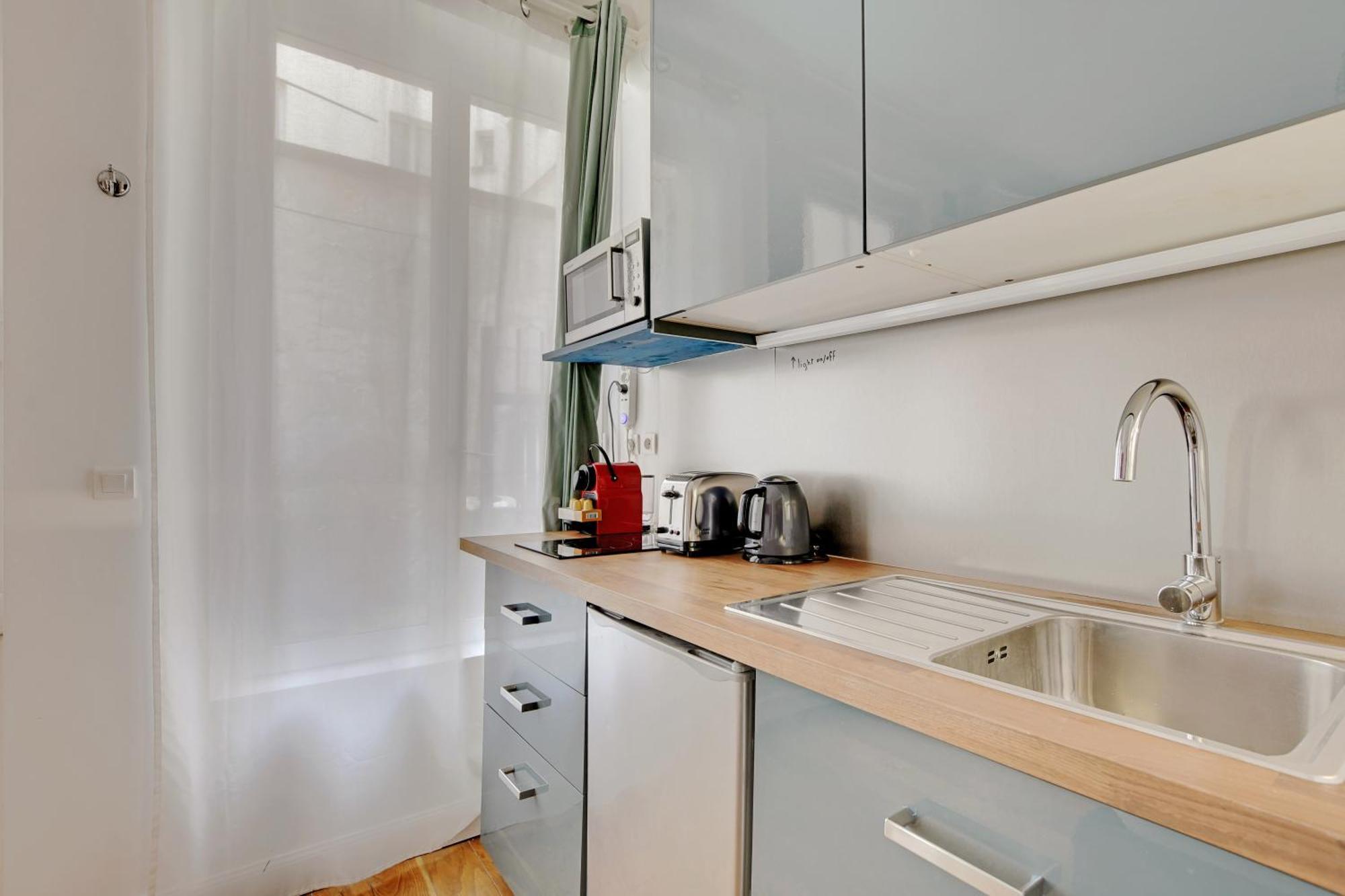 A Sweet Studio In Montparnasse - Boulevard Du Montparnasse Париж Екстер'єр фото
